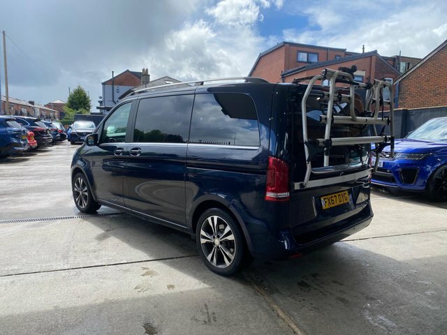 Mercedes-Benz V Class 2018 2.2 V220d Bluetec Sport G-tronic Euro 6 Ss Blue #4
