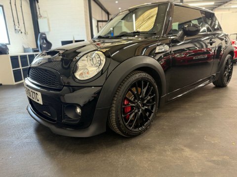 Mini Hatch 1.6 John Cooper GY61ZTC Black #2