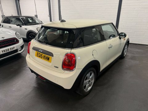Mini Hatch 1.2 One EG15KHM White #3