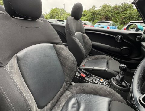 Mini Convertible 2017 67 Cooper  #4