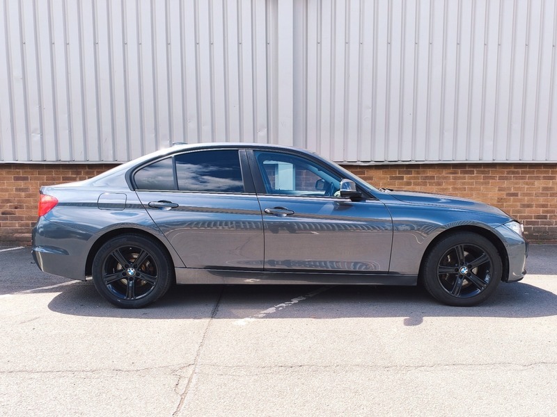 BMW 3 Series 320D Xdrive Se GY15UFV Grey #3