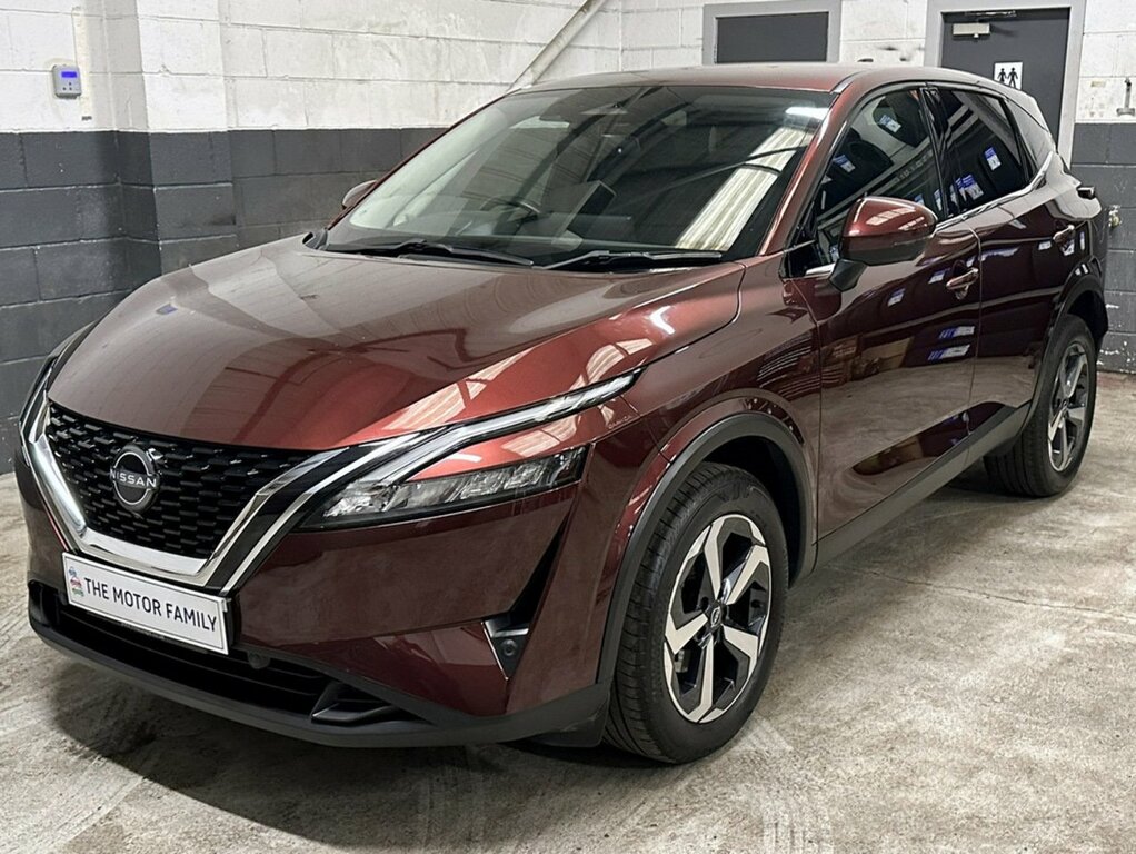 Nissan Qashqai 1.3 Dig-t Mh N-connecta PF23MME Red #4