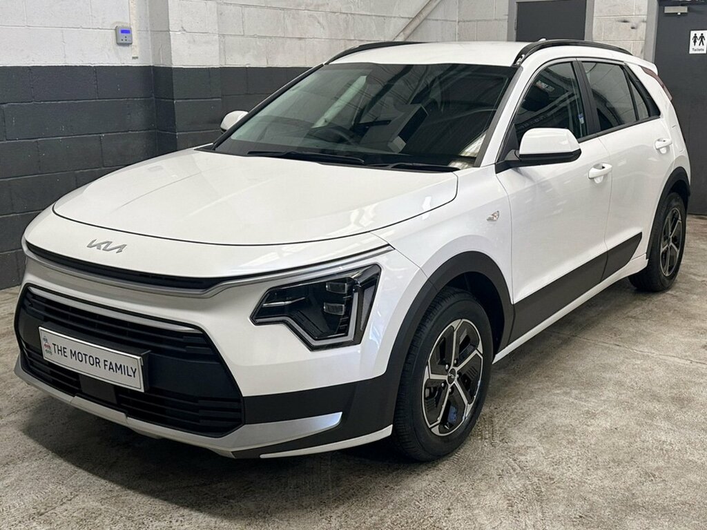 Kia Niro 1.6 Gdi Hybrid 2 Dct White #4