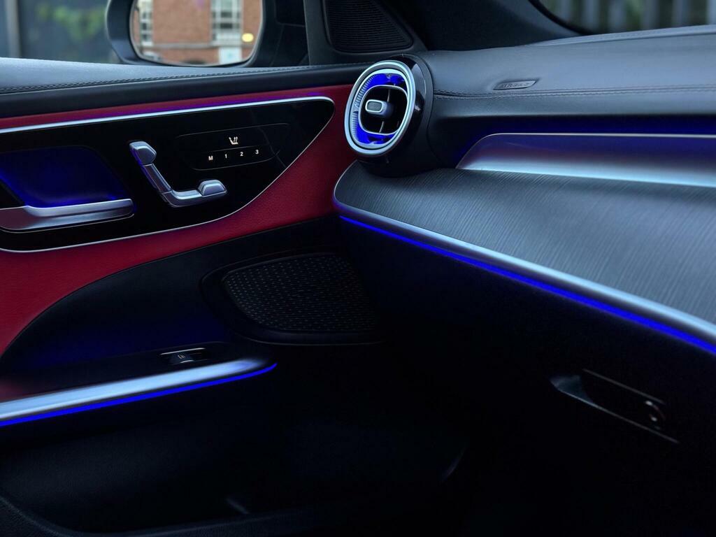 Mercedes-Benz C Class Coupe Blue #31