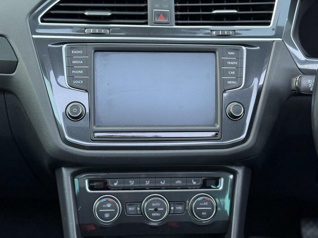 Volkswagen Tiguan 1.4 Tsi Bluemotion Tech White #31