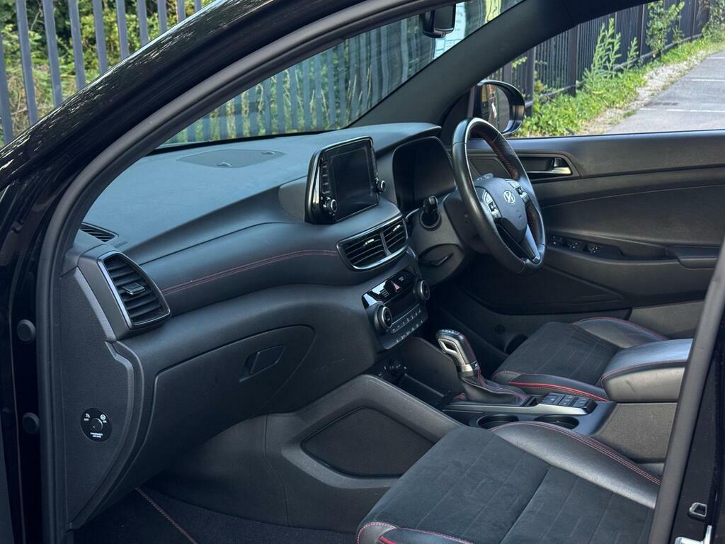Hyundai Tucson 1.6 Gdi Se Nav 130 Bhp Black #28