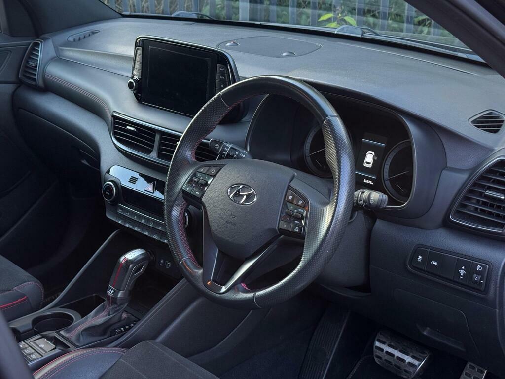 Hyundai Tucson 1.6 Gdi Se Nav 130 Bhp Black #25