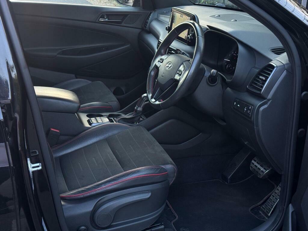 Hyundai Tucson 1.6 Gdi Se Nav 130 Bhp Black #22