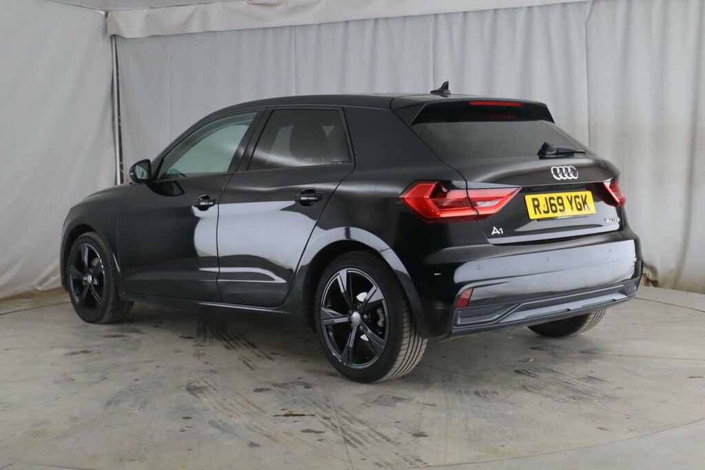 Audi A1 Sportback 30 Tfsi Sport RJ69YGK #6