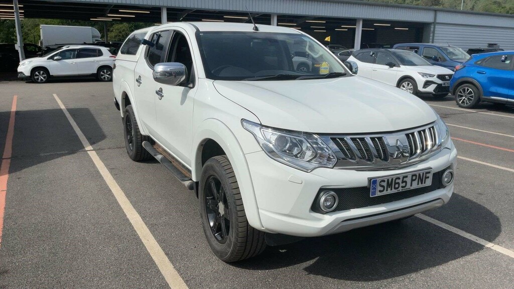 Mitsubishi L200 Barbarian Double Cab Di-d 4Wd 