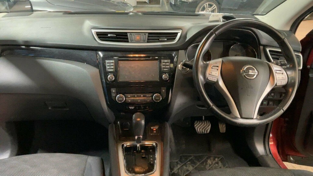 Nissan Qashqai 2017 Nissan Qashqai 1.2 N-connecta Dig-t Grey #6