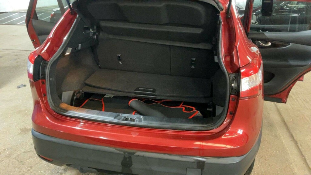 Nissan Qashqai 2017 Nissan Qashqai 1.2 N-connecta Dig-t Grey #14
