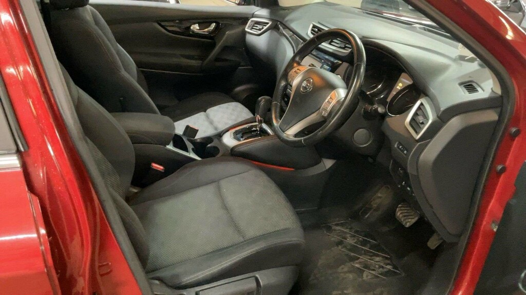 Nissan Qashqai 2017 Nissan Qashqai 1.2 N-connecta Dig-t Grey #5