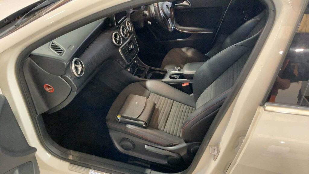 Mercedes-Benz A Class 1.5 A180 Cdi Sport Euro 5 Ss Black #8
