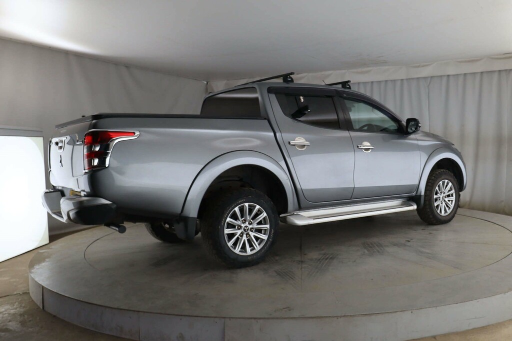 Mitsubishi L200 2.4L Di-d 4Wd Barbarian Dcb Euro 6 White #19