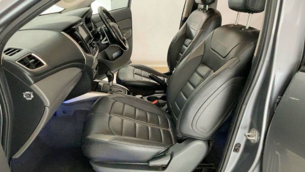 Mitsubishi L200 Barbarian Di-d 4Wd Grey #6