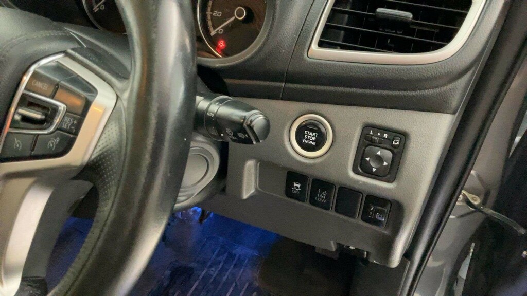 Mitsubishi L200 2.4L Di-d 4Wd Barbarian Dcb Euro 6 White #9