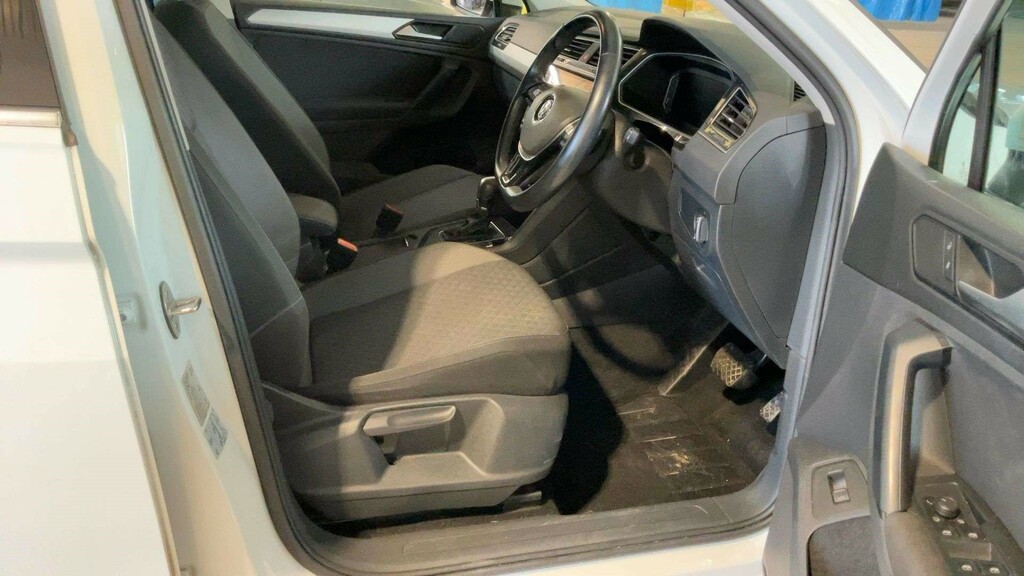 Volkswagen Tiguan Match Tsi Evo White #5