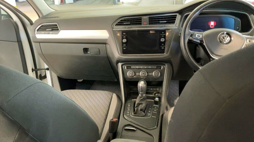 Volkswagen Tiguan Match Tsi Evo White #4