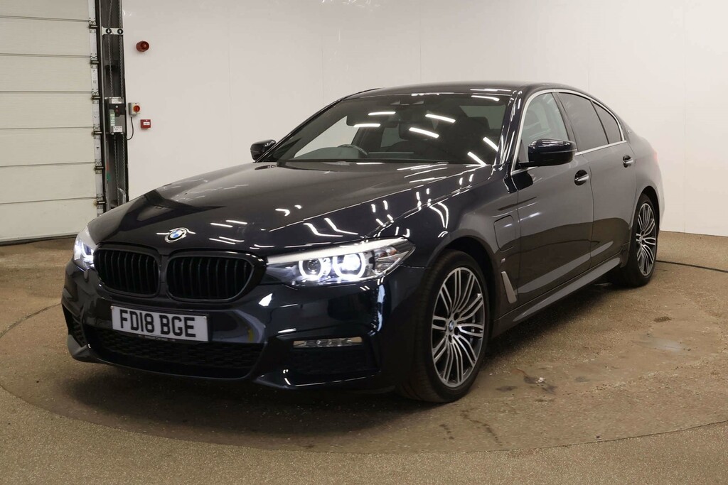 BMW 5 Series 530E M Sport Black #3