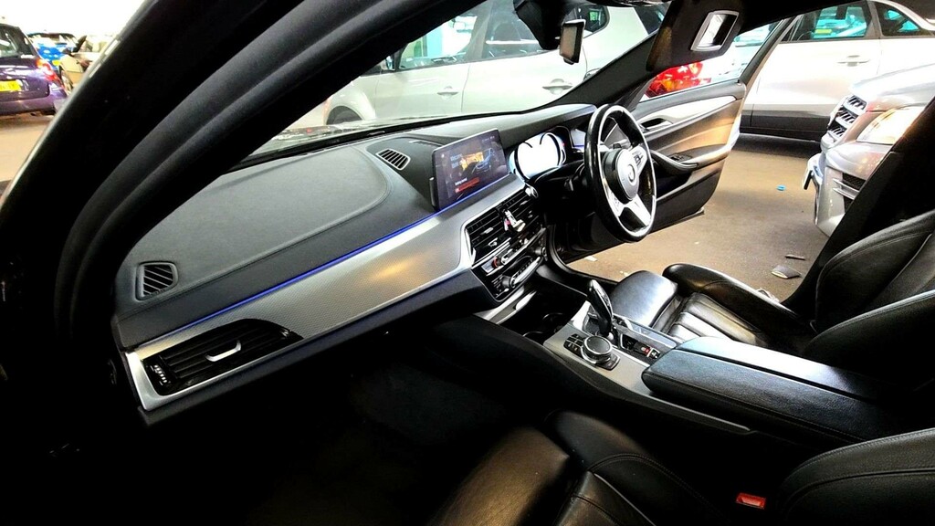 BMW 5 Series 530E M Sport Black #5