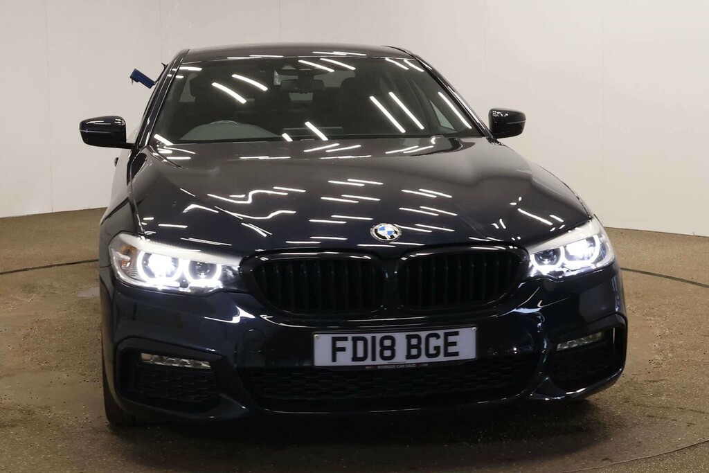 BMW 5 Series 530E M Sport Black #2