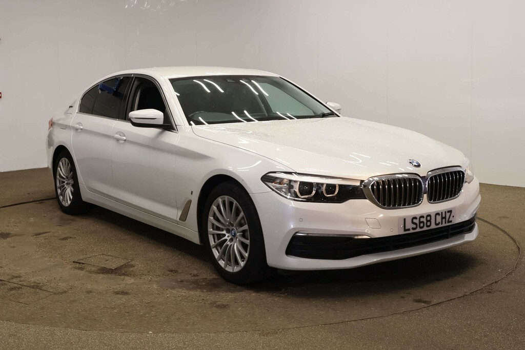 BMW 5 Series 530E Se White