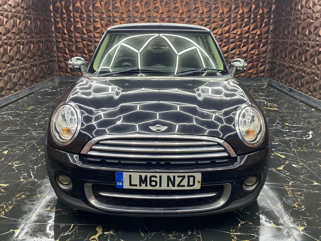 Mini Hatch Cooper D 3-Door Freed Road Tax, Recently Serviced Black #2