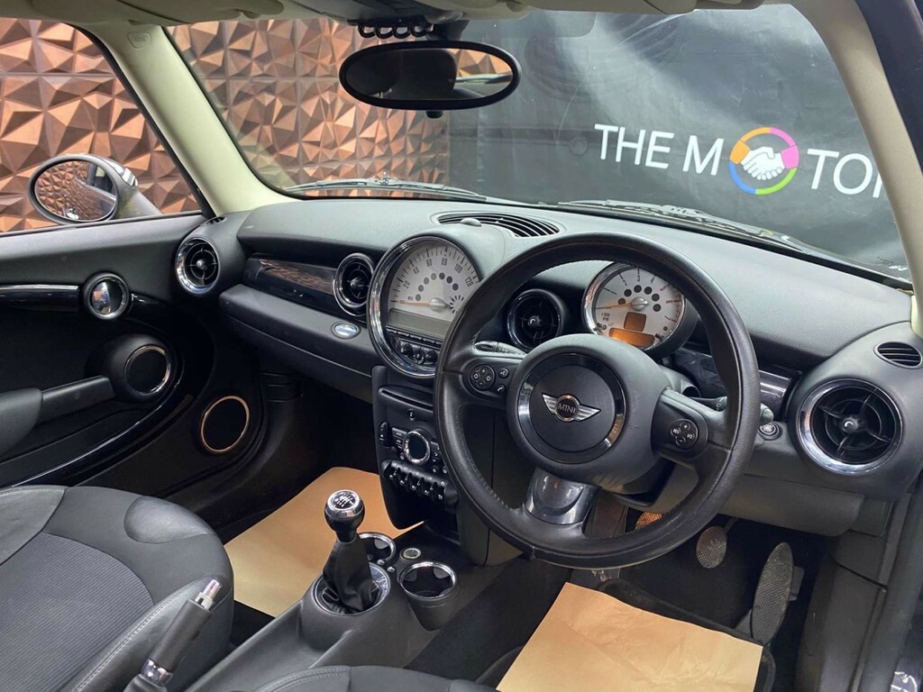 Mini Hatch Cooper D 3-Door Freed Road Tax, Recently Serviced Black #15