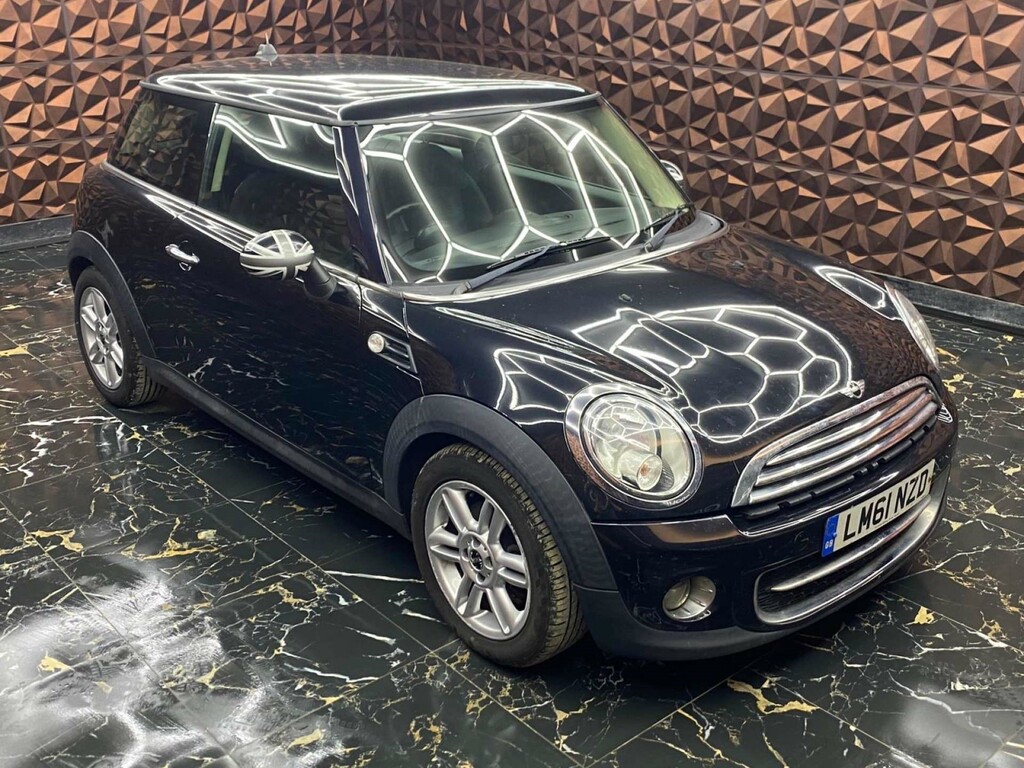 Mini Hatch Cooper D 3-Door Freed Road Tax, Recently Serviced Black #1