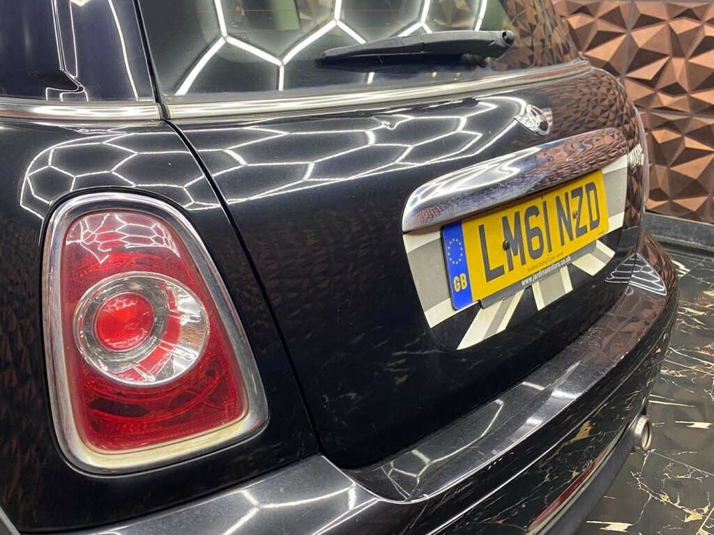 Mini Hatch Cooper D 3-Door Freed Road Tax, Recently Serviced Black #25