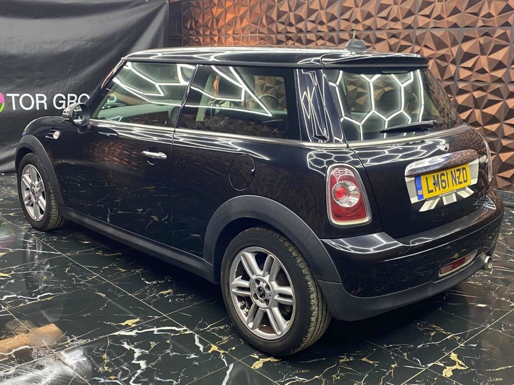 Mini Hatch Cooper D 3-Door Freed Road Tax, Recently Serviced Black #24