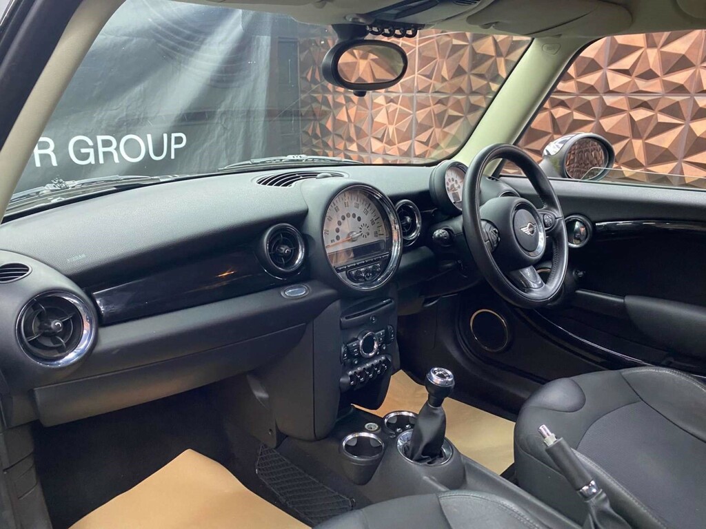 Mini Hatch Cooper D 3-Door Freed Road Tax, Recently Serviced Black #20