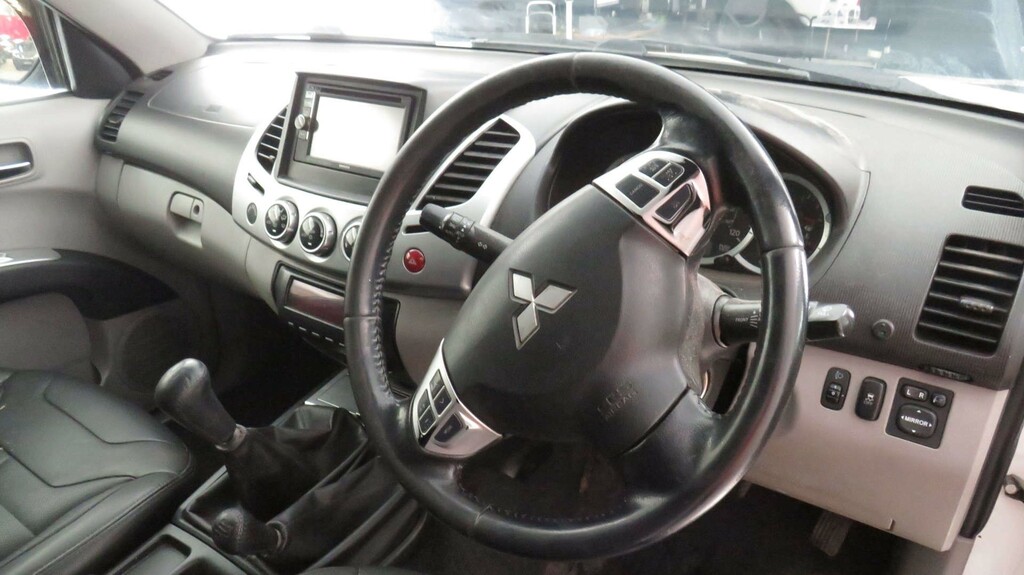 Mitsubishi L200 Barbarian Black Lwb Double Cab Di-d 4Wd  #4