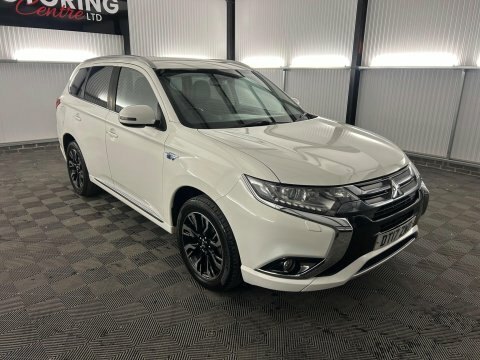 Mitsubishi Outlander 2.0H 12Kwh Juro 