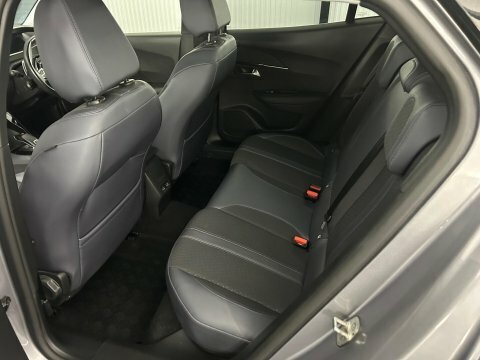 Peugeot 2008 2008 1.2 Puretech Allure Premium Grey #10