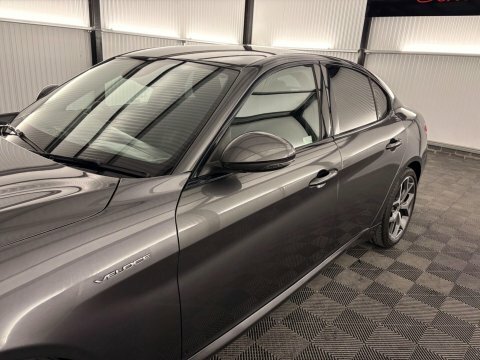 Alfa Romeo Giulia Super White #34
