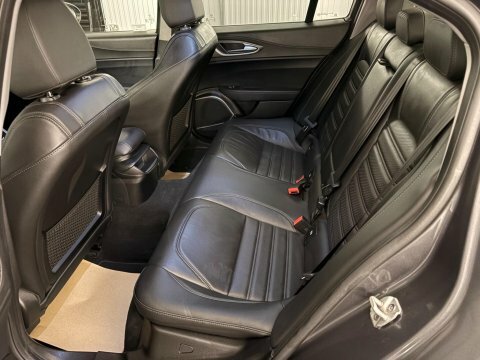 Alfa Romeo Giulia 2.0T Veloce #6