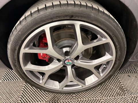 Alfa Romeo Giulia Super White #36