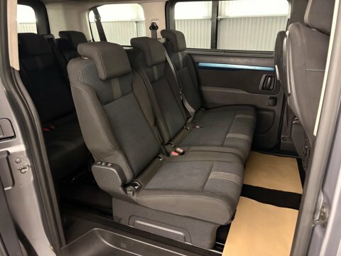 Peugeot Traveller 1.5 Bluehdi Active  #5