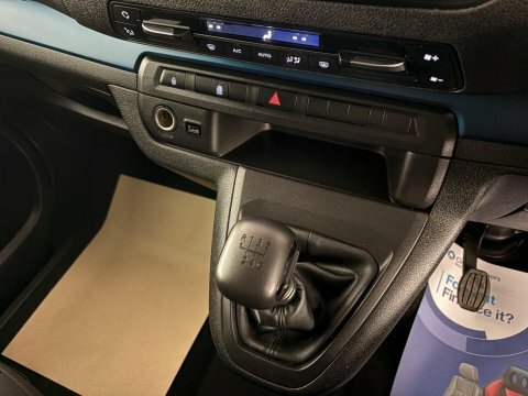 Peugeot Traveller 2L Active Beige #18
