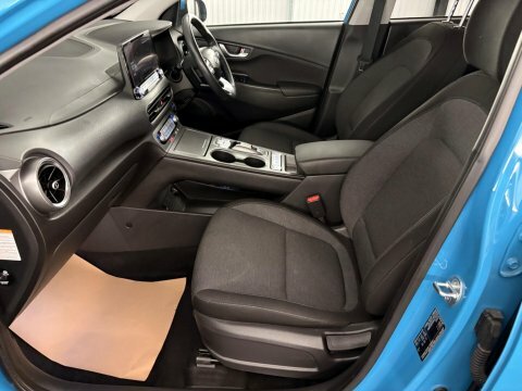 Hyundai Kona 39Kwh Premium CV23KUU  #4