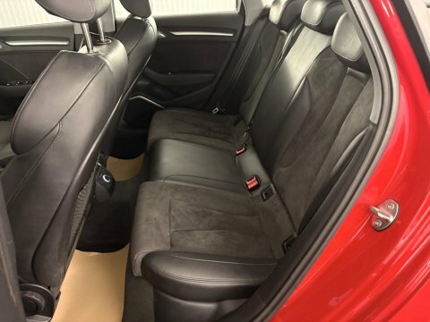 Audi A3 1.5 Tfsi Cod Red #6