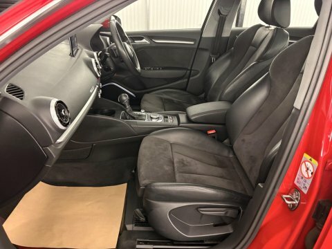 Audi A3 1.5 Tfsi Cod Red #4