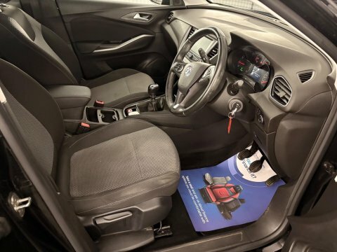 Vauxhall Grandland X 1.2 Turbo Se  #3