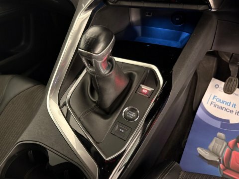 Peugeot 5008 Puretech Gt White #22