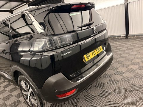 Peugeot 5008 Puretech Gt White #37