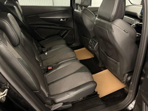 Peugeot 5008 1.5 Bluehdi Allure #5
