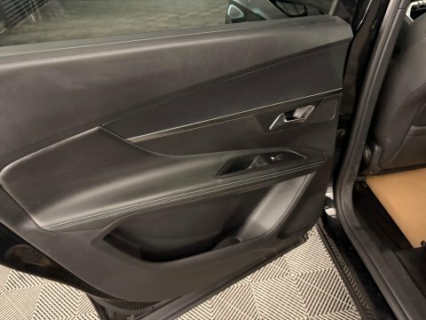 Peugeot 5008 Puretech Gt White #30