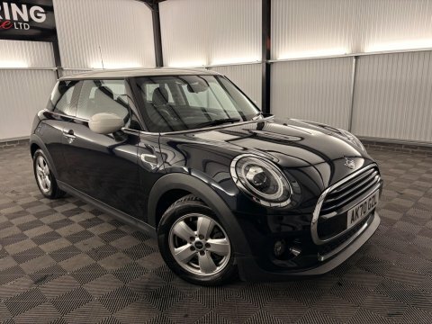 Mini Hatch 1.5 Cooper Classic AK70GZL #2